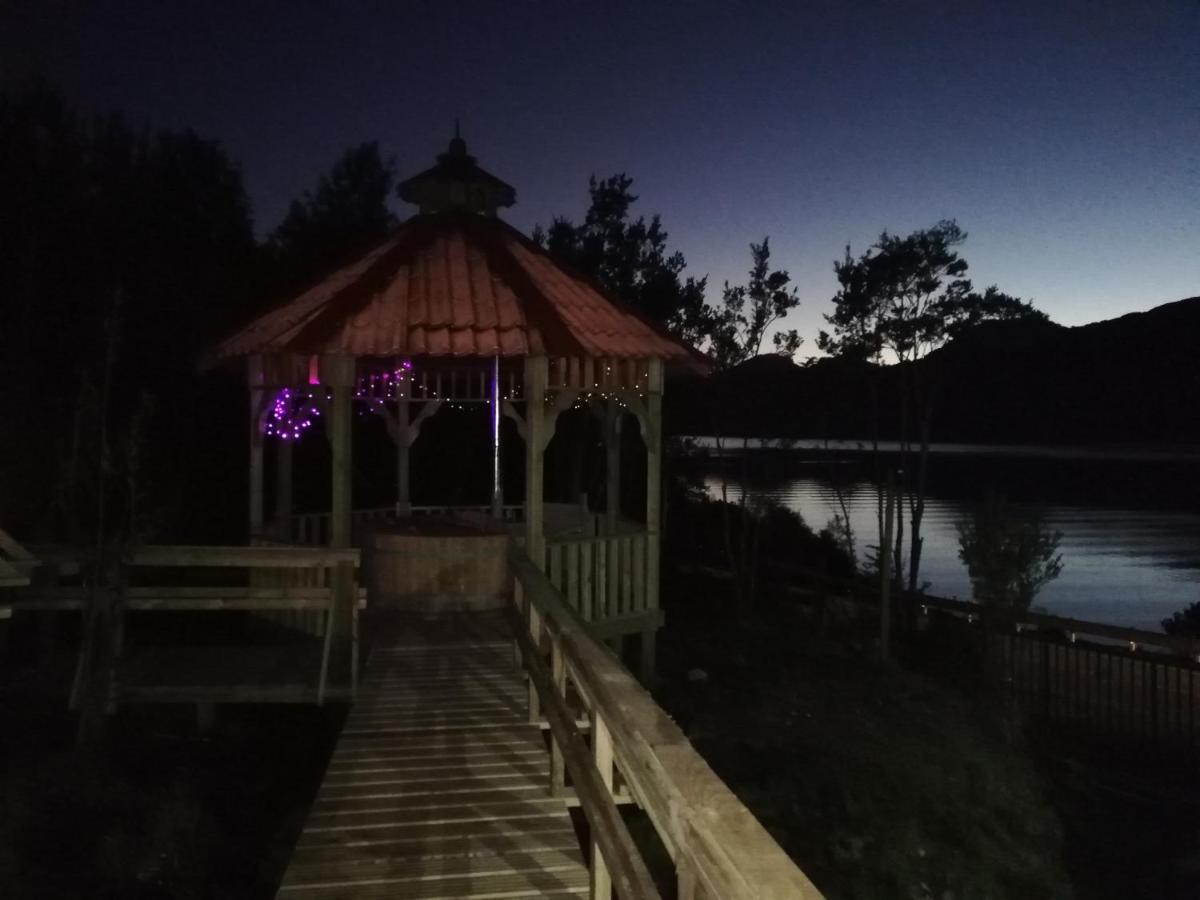 Eco Cabanas Wanderlust Puerto Puyuguapi Exteriör bild